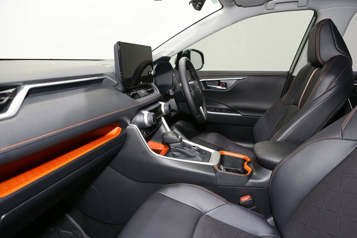 2025 Toyota RAV4 Edge AXAH54R