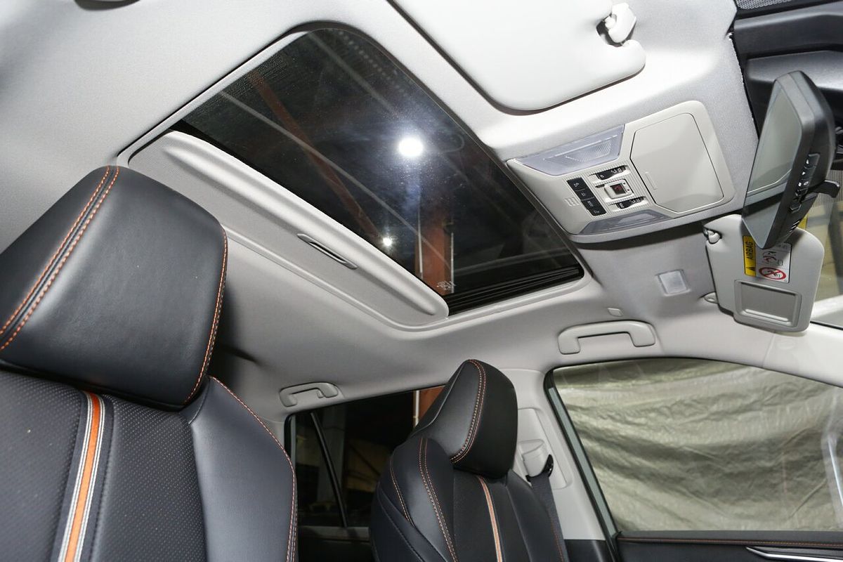 2025 Toyota RAV4 Edge AXAH54R