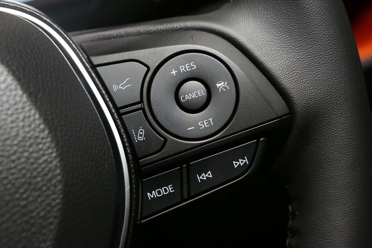 2025 Toyota RAV4 Edge AXAH54R