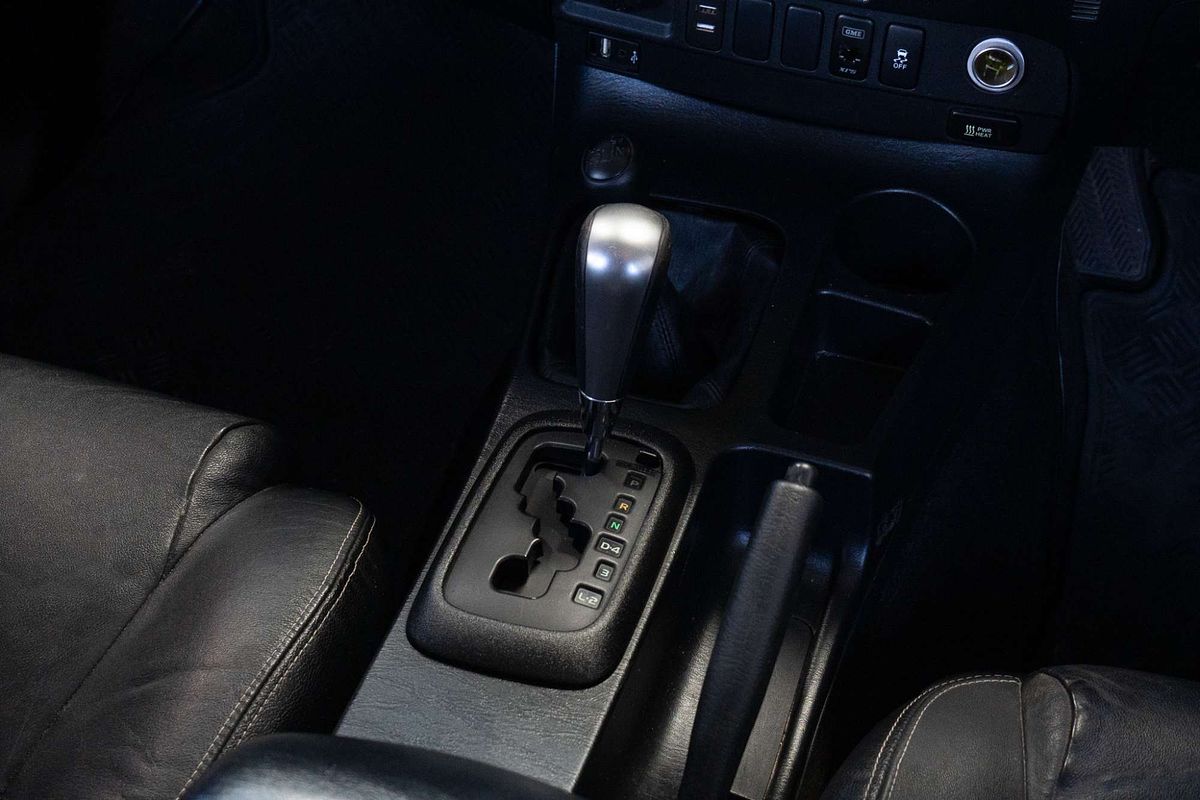 2013 Toyota Hilux SR5 KUN26R 4X4