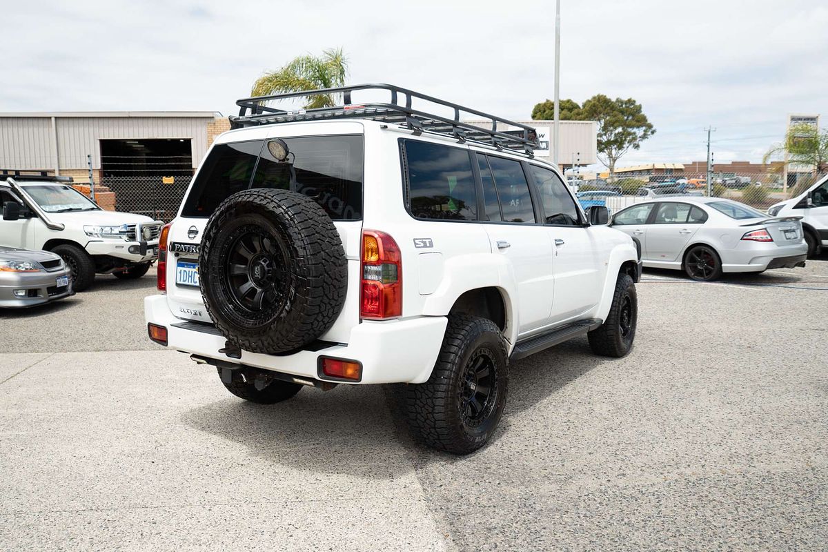 2007 Nissan Patrol ST-S GU IV