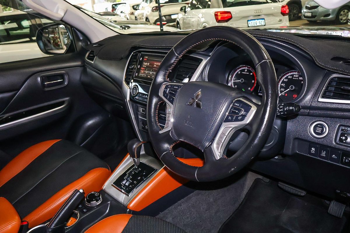 2022 Mitsubishi Triton GSR MR 4X4