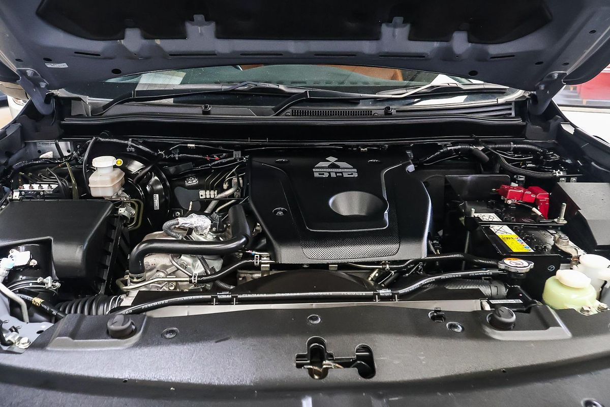 2022 Mitsubishi Triton GSR MR 4X4