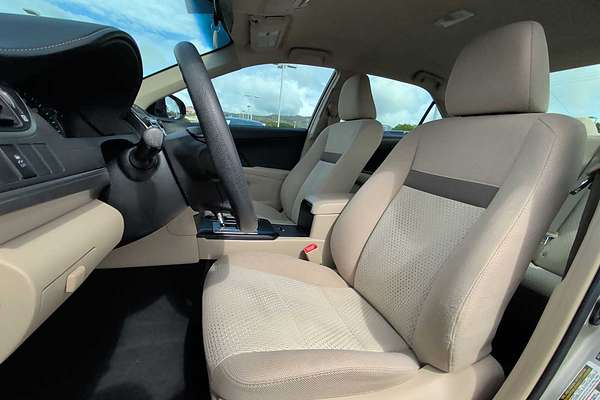 2013 Toyota Camry LE