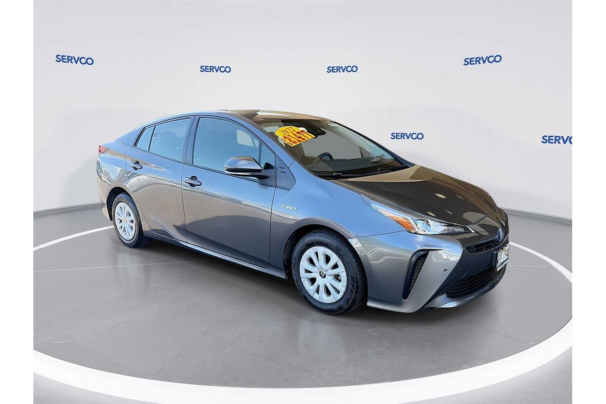 2022 Toyota Prius LE