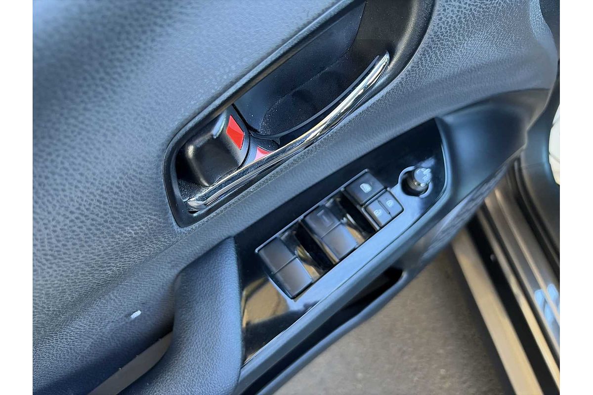 2022 Toyota Prius LE