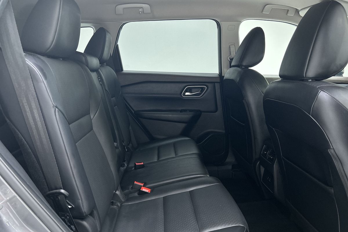 2023 Nissan X-TRAIL ST-L T33