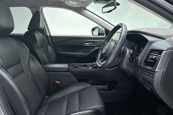 2023 Nissan X-TRAIL ST-L T33