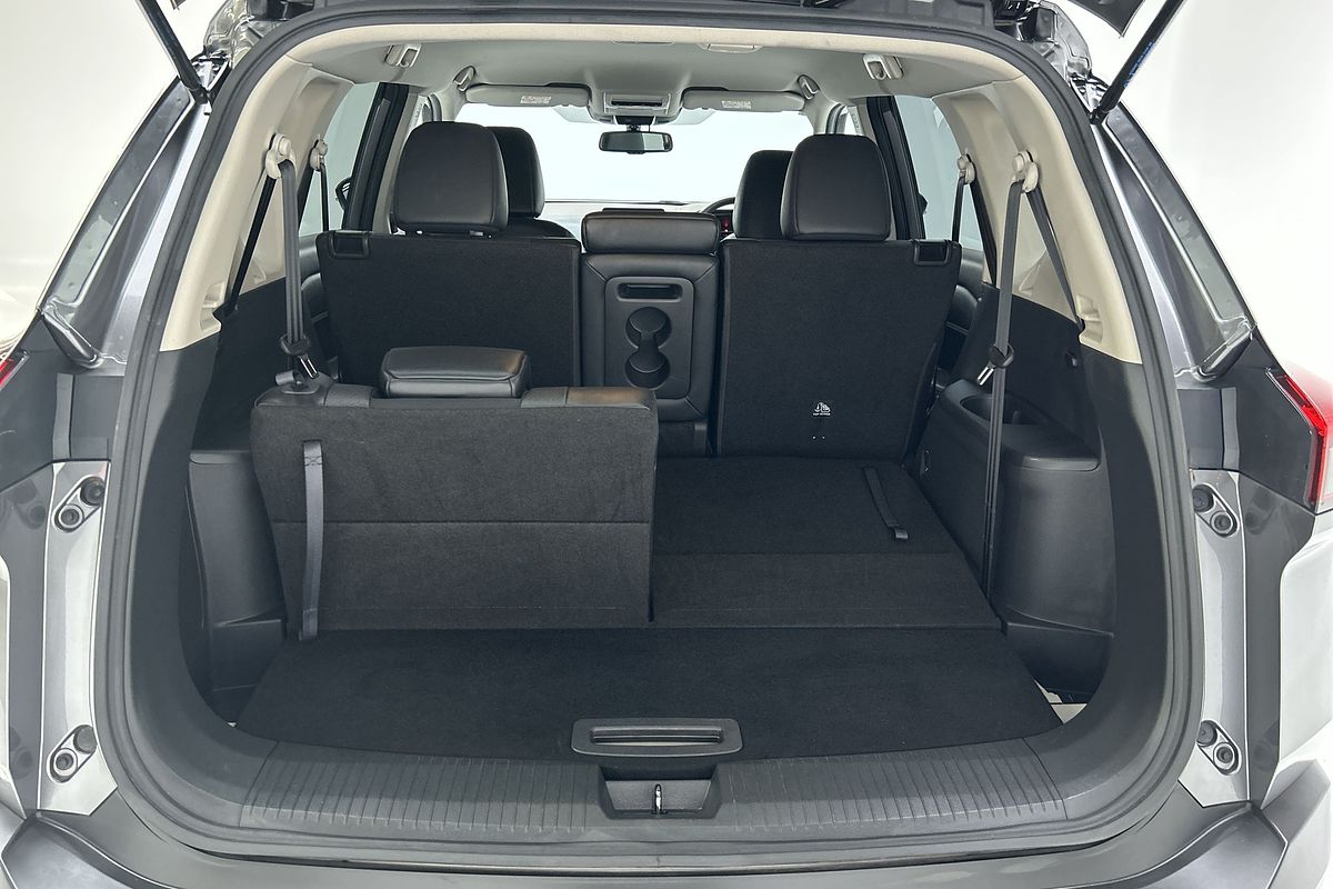 2023 Nissan X-TRAIL ST-L T33