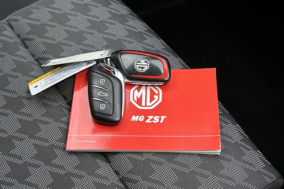 2022 MG ZS Excite AZS1