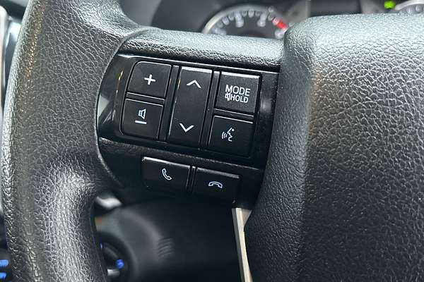 2024 Toyota Hilux SR GUN126R 4X4