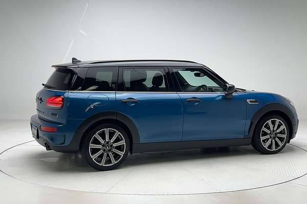 2023 MINI Clubman Cooper S MINI Yours F54 LCI
