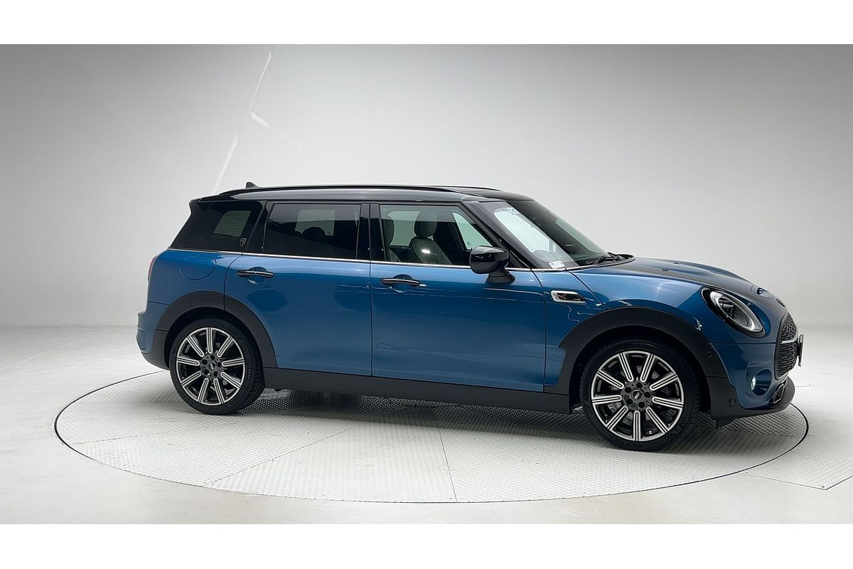 2023 MINI Clubman Cooper S MINI Yours F54 LCI