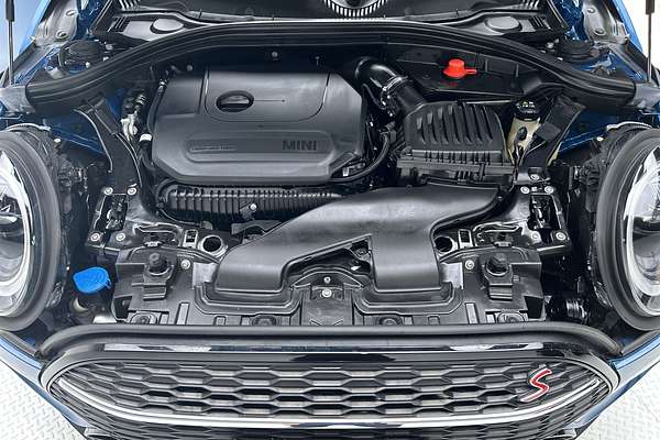 2023 MINI Clubman Cooper S MINI Yours F54 LCI