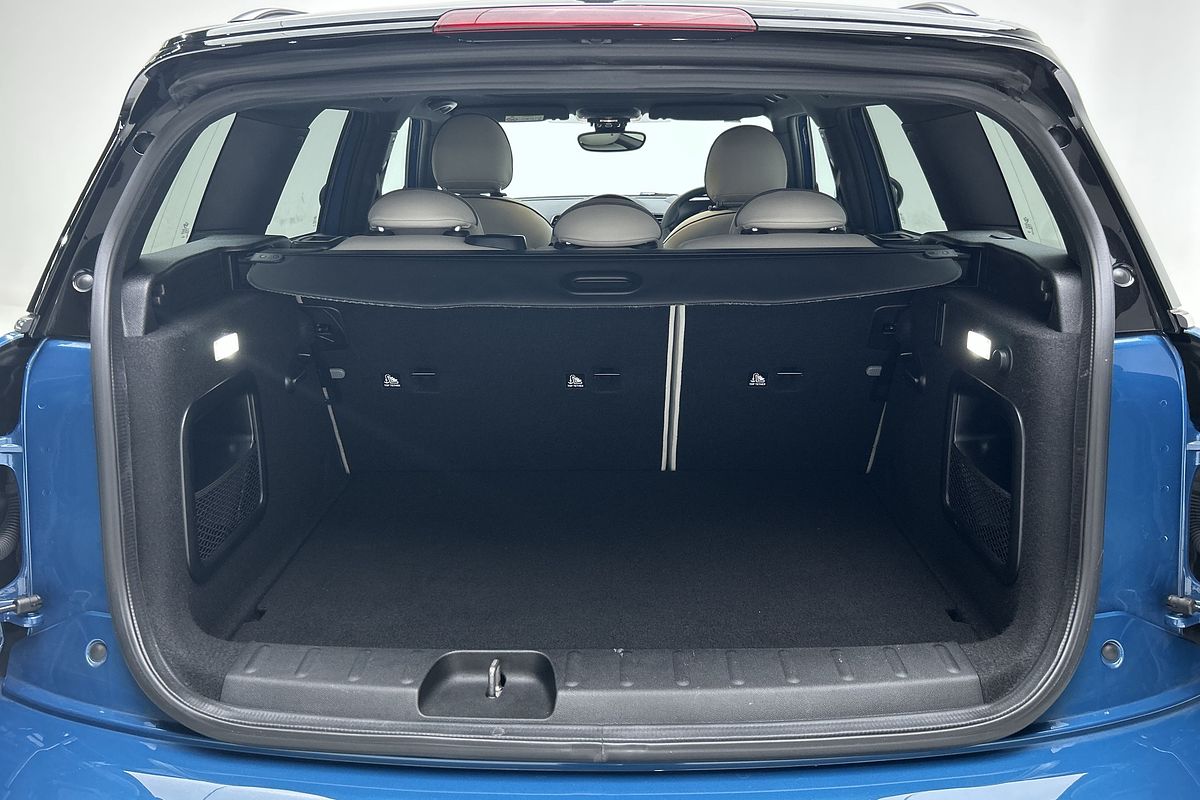 2023 MINI Clubman Cooper S MINI Yours F54 LCI