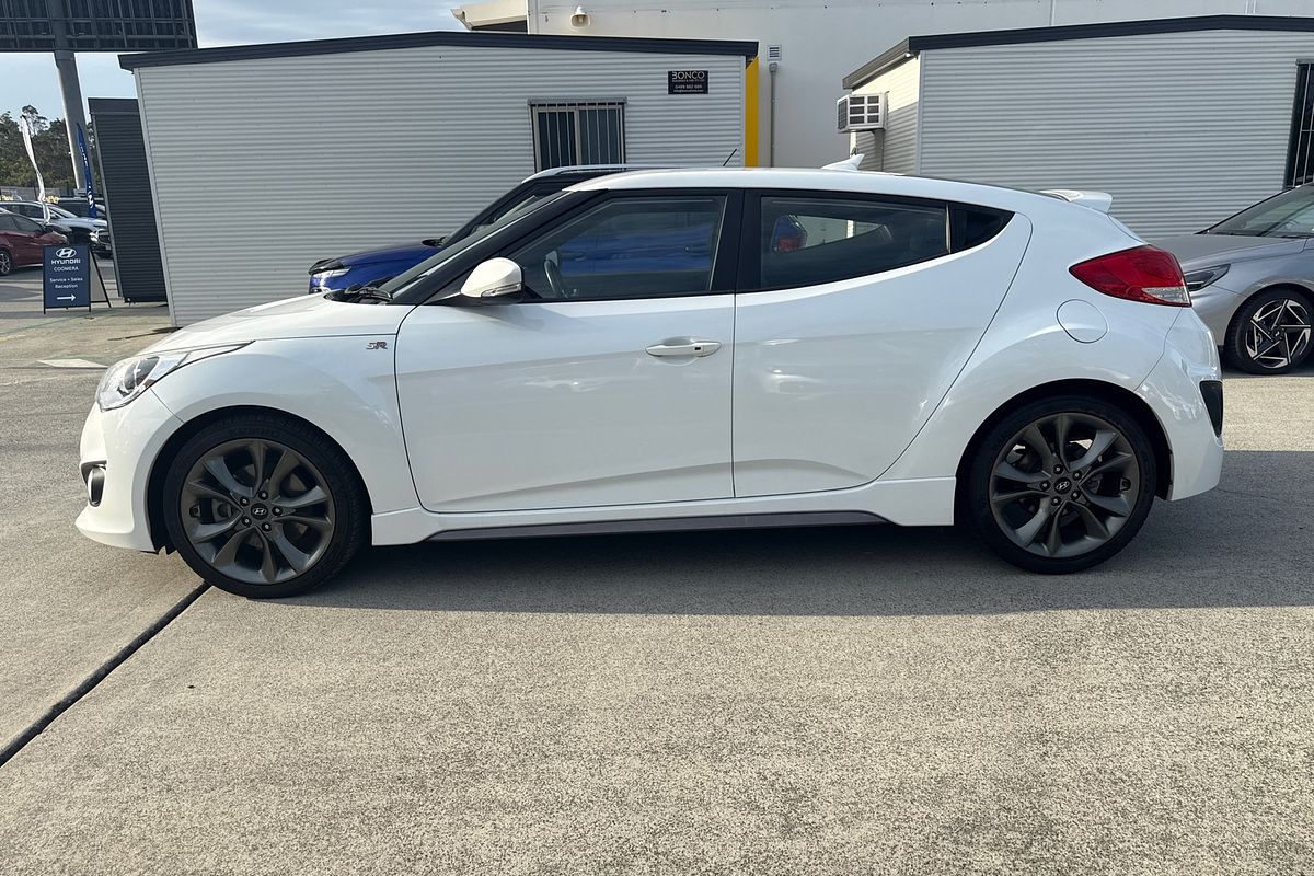 2016 Hyundai Veloster SR Turbo FS4 Series II
