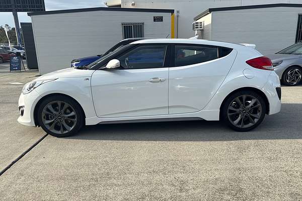 2016 Hyundai Veloster SR Turbo FS4 Series II