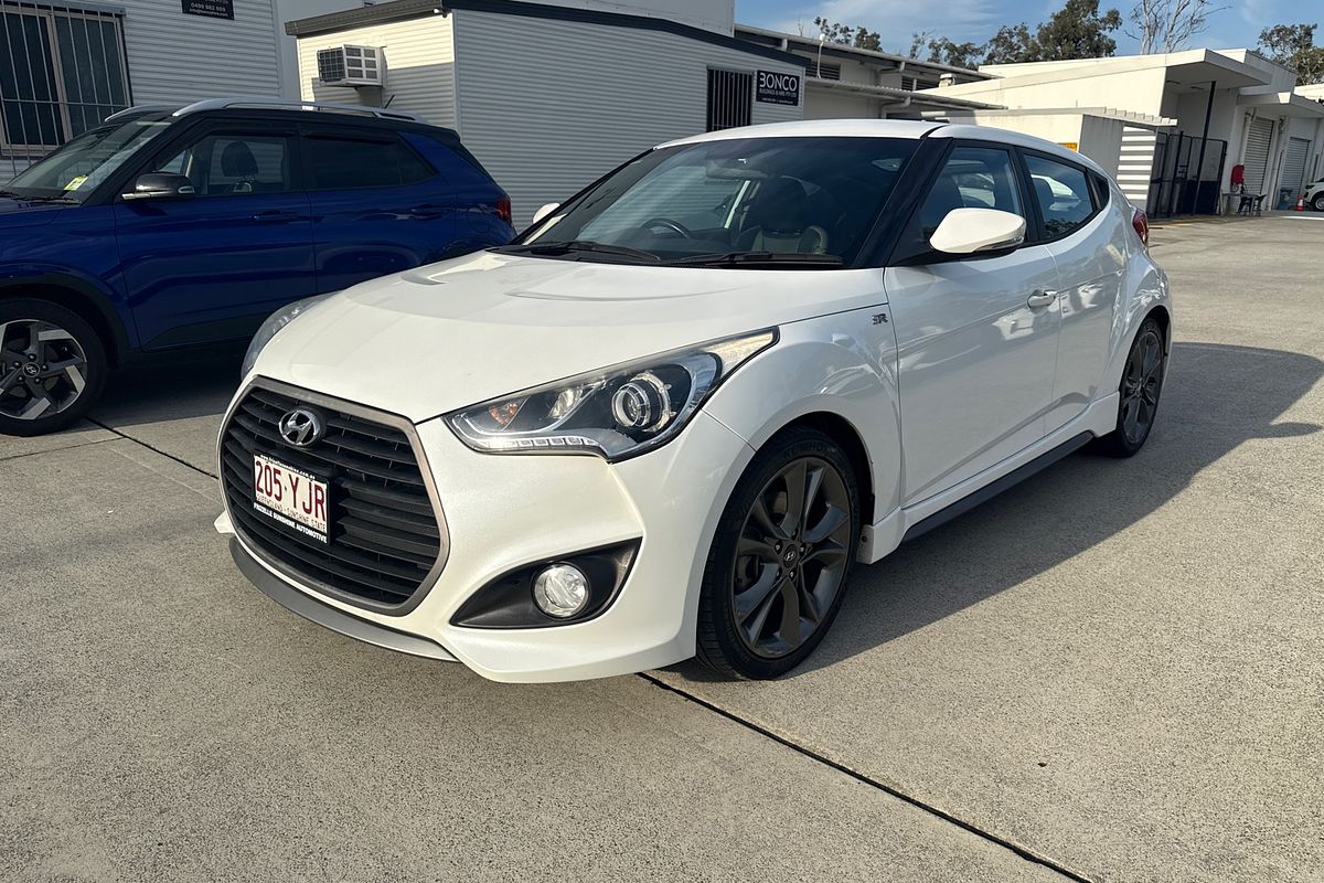 2016 Hyundai Veloster SR Turbo FS4 Series II