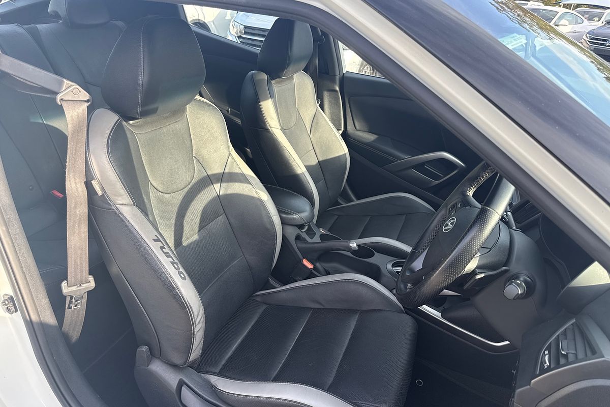 2016 Hyundai Veloster SR Turbo FS4 Series II