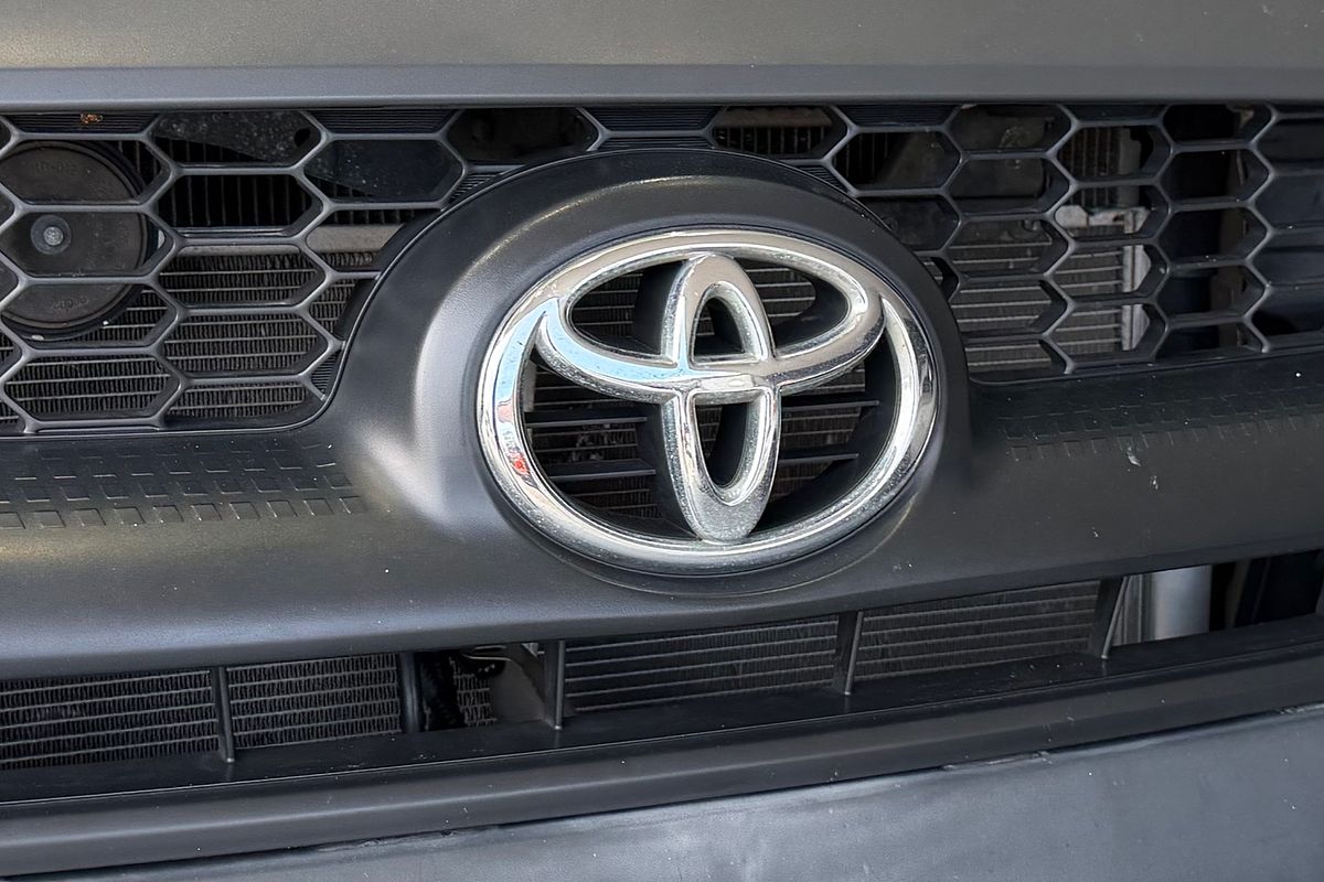 2011 Toyota Hilux Workmate TGN16R