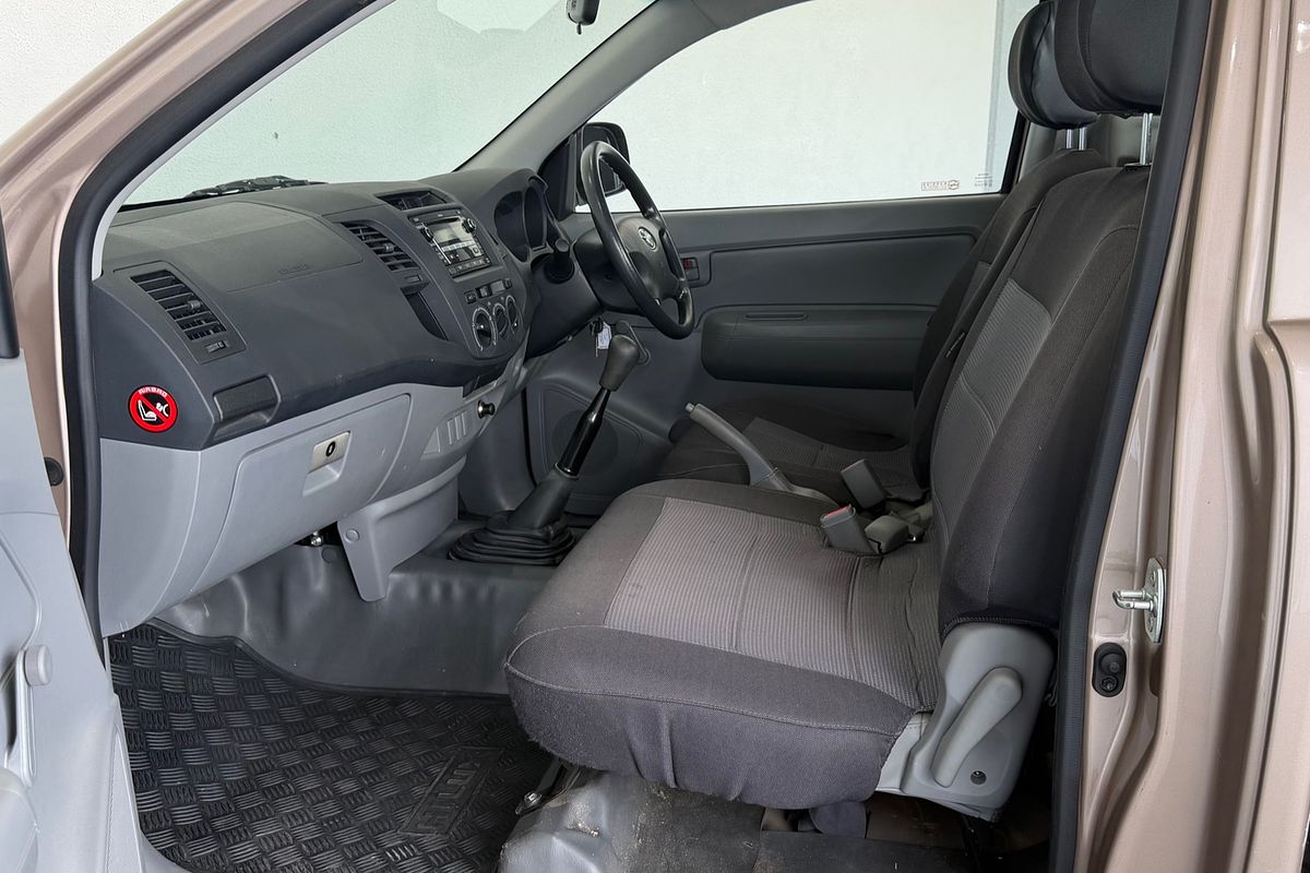 2011 Toyota Hilux Workmate TGN16R