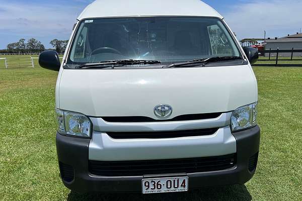 2017 Toyota Hiace KDH221R ELWB High Roof