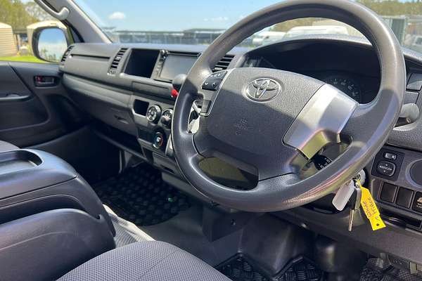 2017 Toyota Hiace KDH221R ELWB High Roof