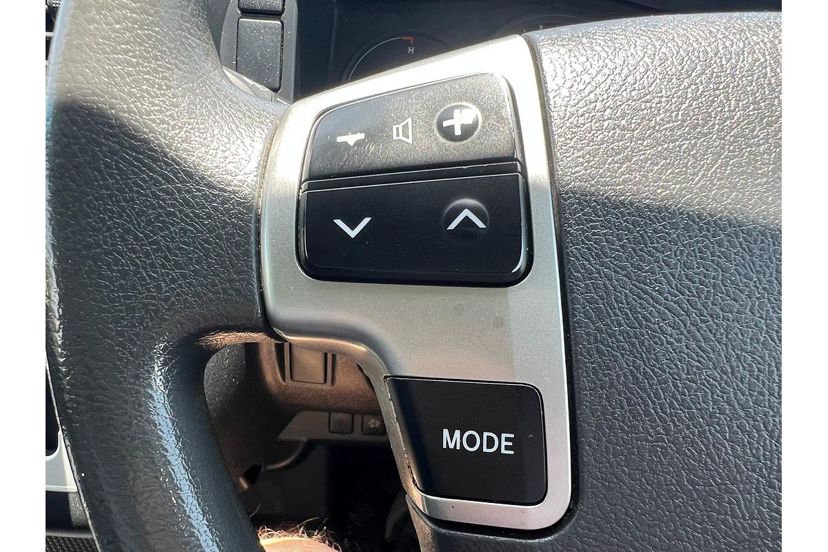 2017 Toyota Hiace KDH221R ELWB High Roof