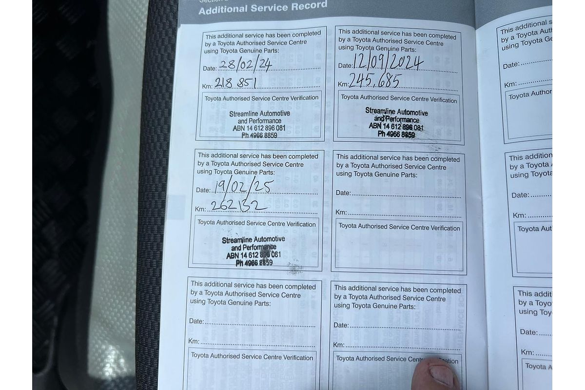 2017 Toyota Hiace KDH221R ELWB High Roof