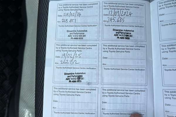 2017 Toyota Hiace KDH221R ELWB High Roof