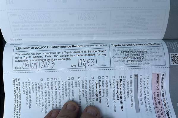 2017 Toyota Hiace KDH221R ELWB High Roof