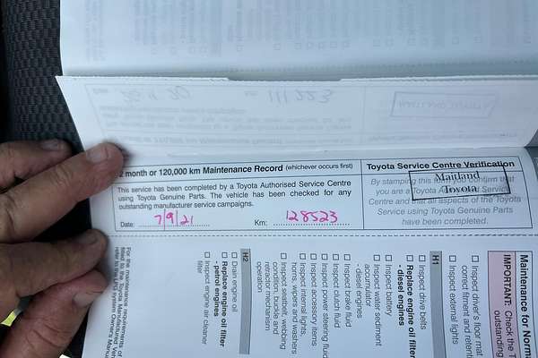 2017 Toyota Hiace KDH221R ELWB High Roof