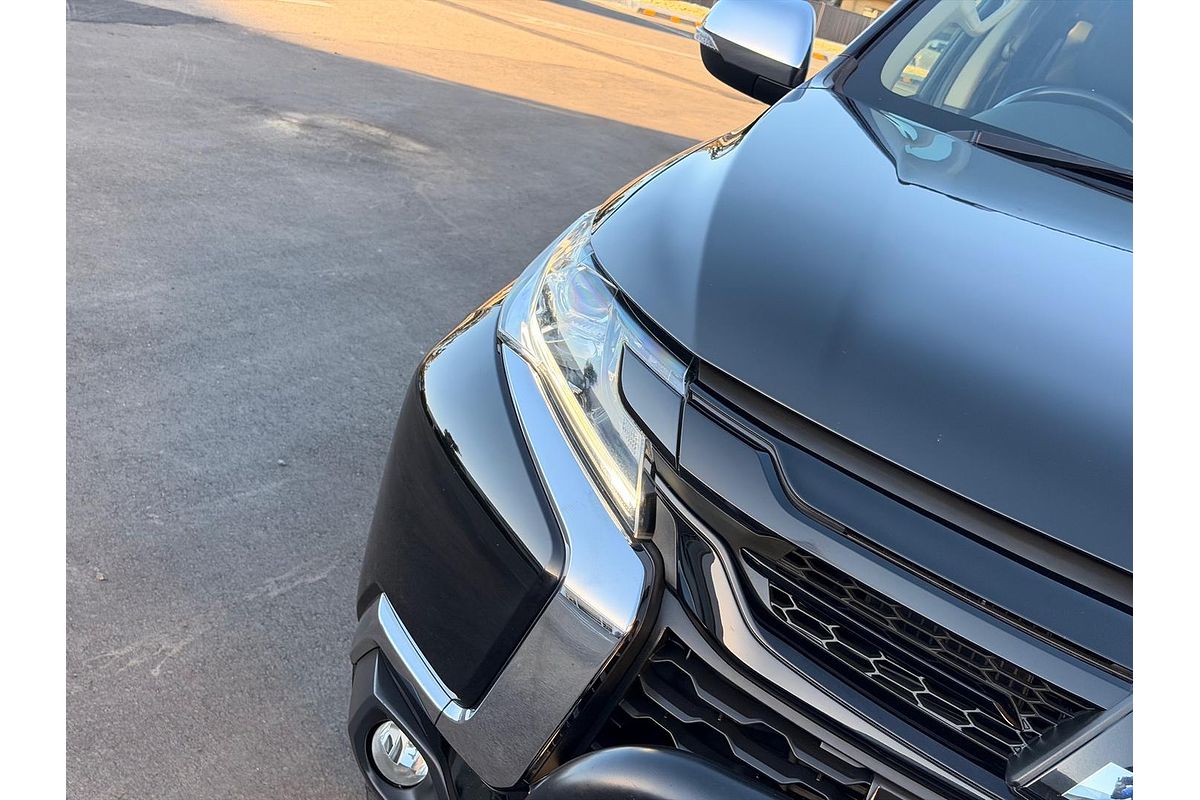 2019 Mitsubishi Pajero Sport Black Edition QE