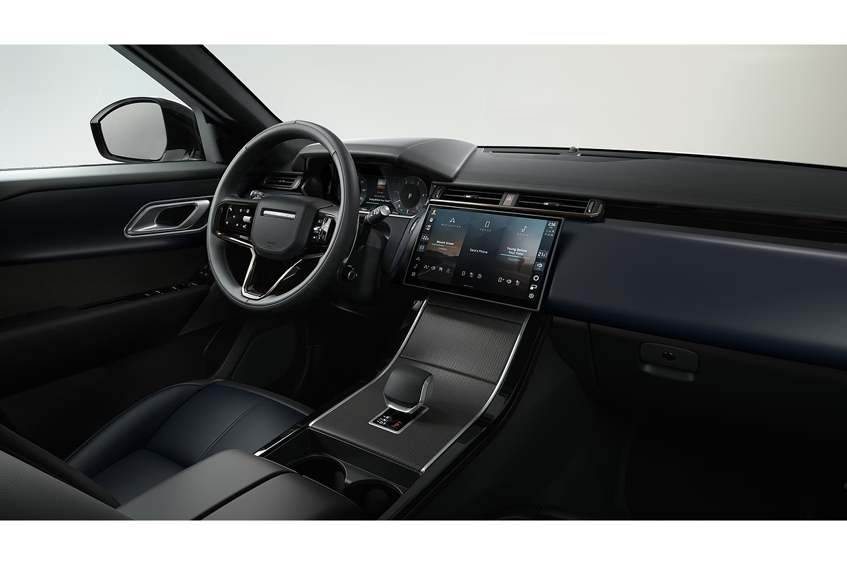 2025 Land Rover Range Rover Velar P250 Dynamic SE L560