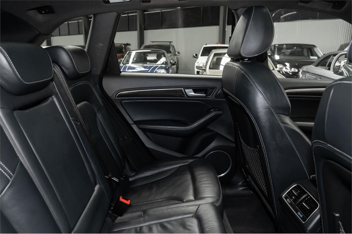 2014 Audi SQ5 TDI 8R