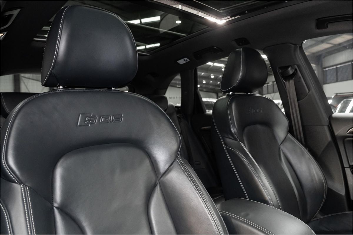 2014 Audi SQ5 TDI 8R