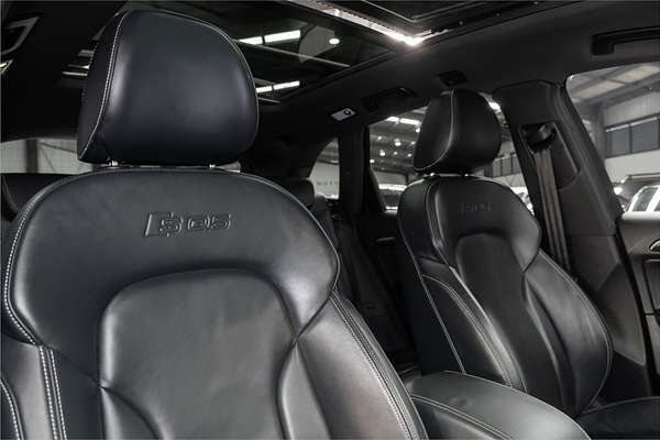 2014 Audi SQ5 TDI 8R