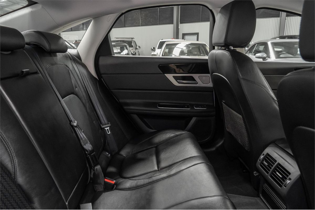 2016 Jaguar XF 20d Prestige X260