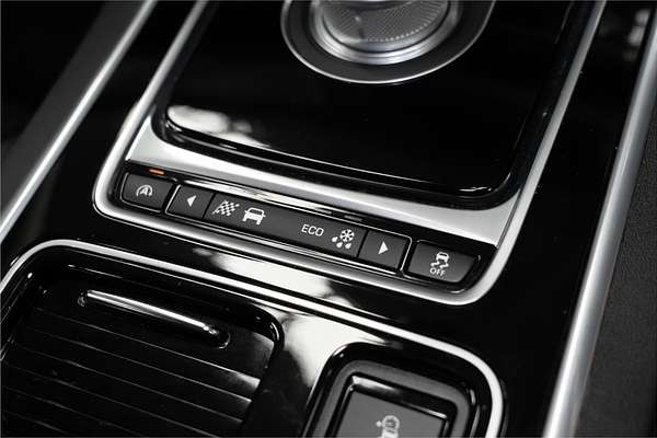 2016 Jaguar XF 20d Prestige X260