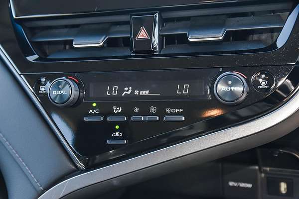 2021 Toyota Camry Ascent AXVH70R