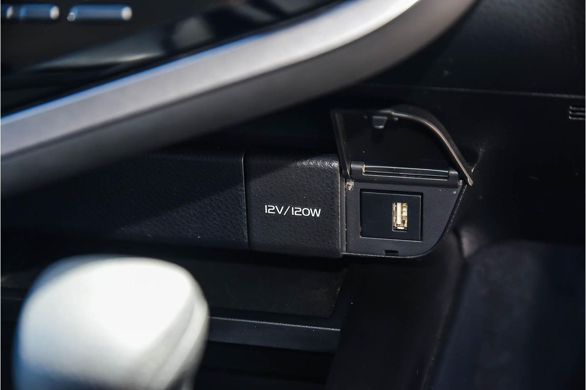 2021 Toyota Camry Ascent AXVH70R