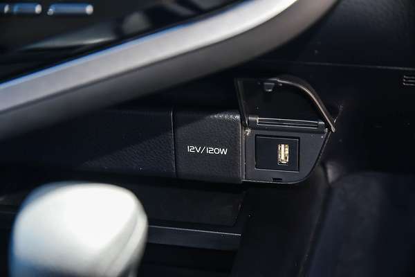 2021 Toyota Camry Ascent AXVH70R