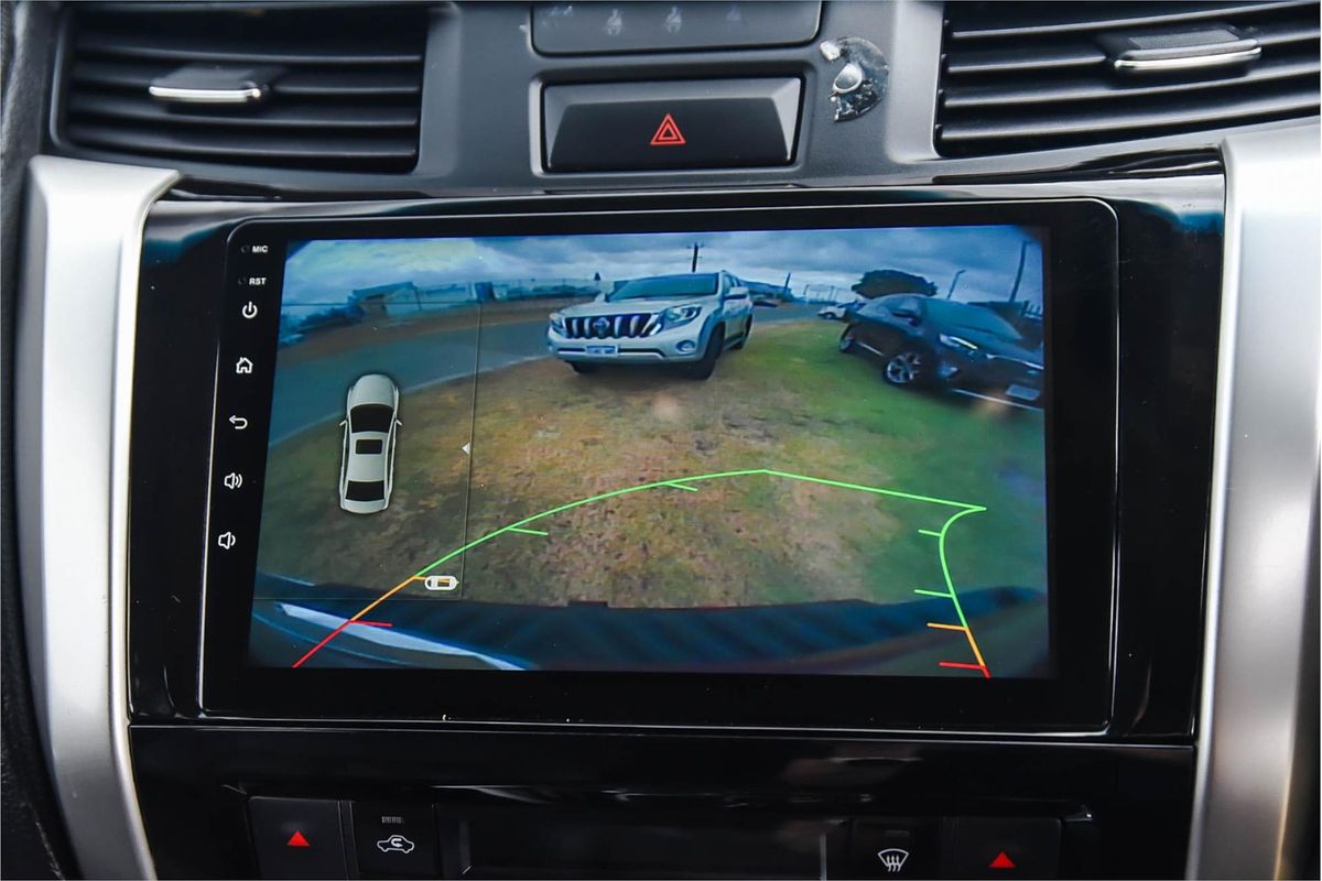 2015 Nissan Navara ST-X D23 4X4