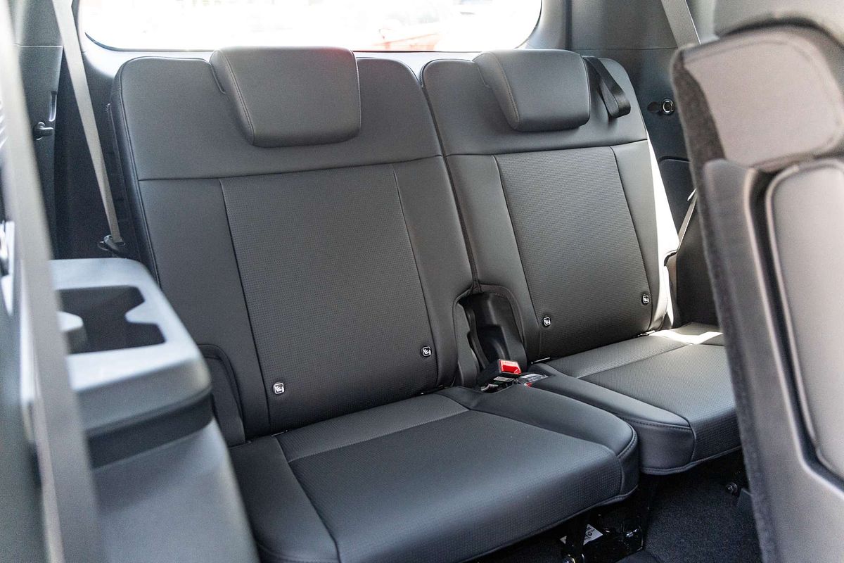 2025 Hyundai Santa Fe Calligraphy MX5.V2