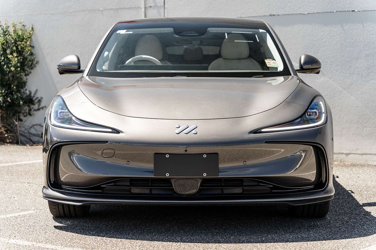 2025 MG IM5 Performance P12L