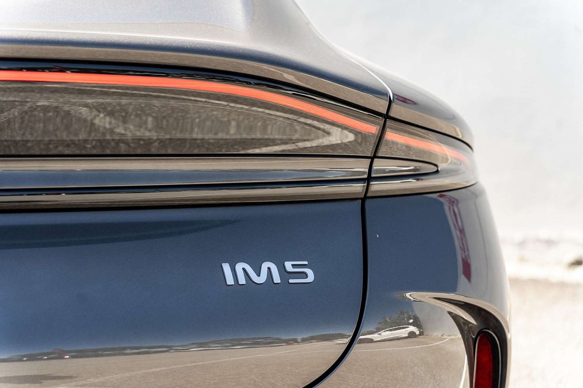 2025 MG IM5 Performance P12L