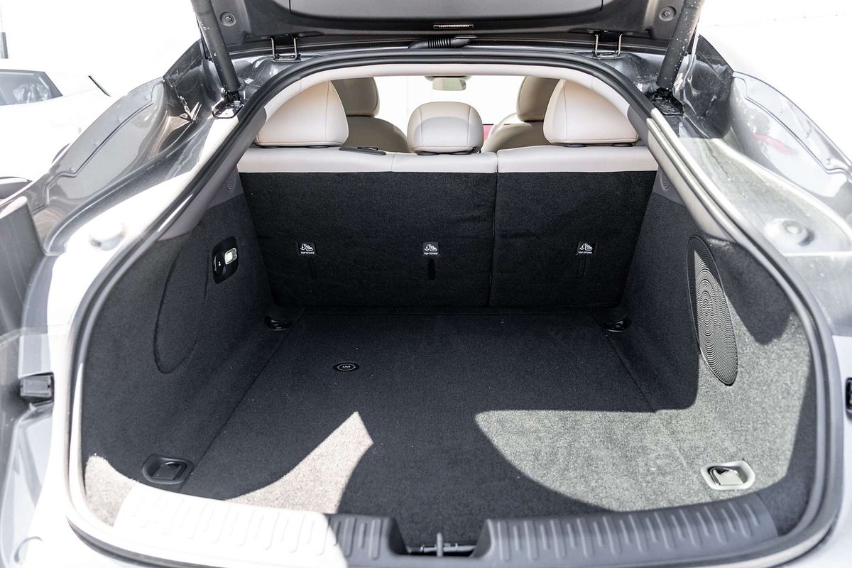 2025 MG IM5 Performance P12L