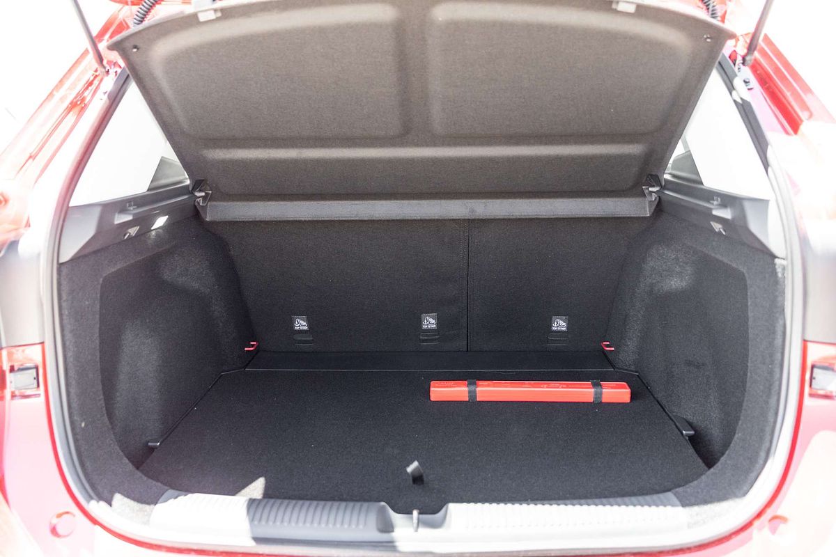 2025 MG ZS Essence ZS32