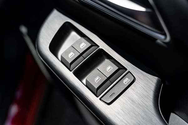 2025 MG ZS Essence ZS32