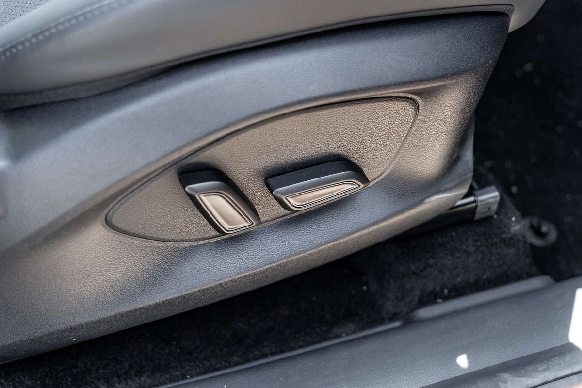 2025 MG ZS Essence ZS32